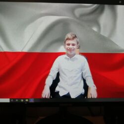 Hymn śpiewany przez uczniów