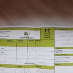 Blankiet z kwotą otrzymana za zakrętki