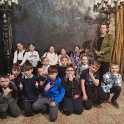 Uczniowie 3a w Teatrze Groteska