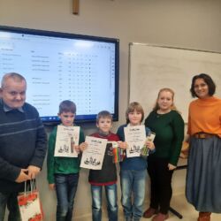 Reprezentanci naszej szkoły i dyrekcja oraz opiekunowie Turnieju
